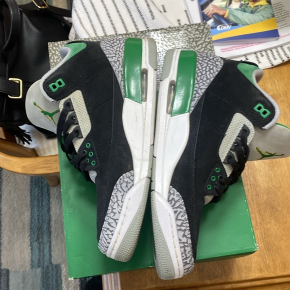 Jordan 3 ( PRICE FIRM) - Picture 3 of 7
